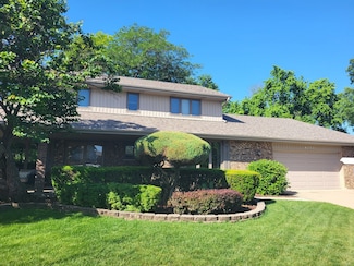 8353 Arrowhead Ln, Orland Park, IL 60462