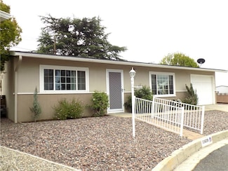 11639 Lennox St, Yucaipa, CA 92399