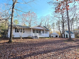 601 Anglin Ridge Rd, Dover, TN 37058