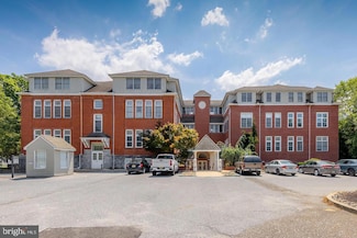 100 Aura Rd Unit 311, Clayton, NJ 08312