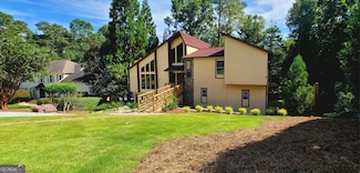2696 Long Lake Terrace NE, Roswell, GA 30075
