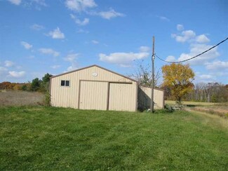 22000 N Berchtold Rd, Chillicothe, IL 61523