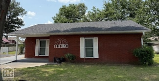 111 Oak St, Lake City, AR 72437