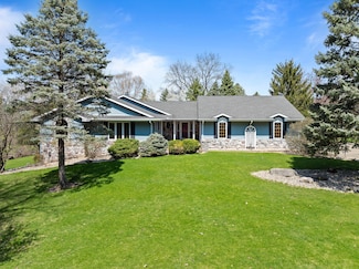 2026 Huntington Place, Delavan, WI 53115
