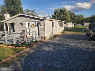 5878 Lonas St, Mount Jackson, VA 22842