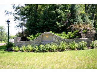 2 Hardy Ln, Hampton Falls, NH 03844