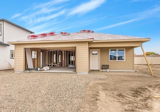 421 Pear Ln, Grand Junction, CO 81504