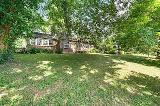 2711 Wortham Ave, Nashville, TN 37215