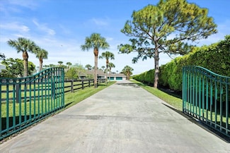 14179 Laurel Trail, Wellington, FL 33414