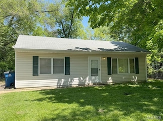 1235 Maple Ave, Saint Louis, MO 63138