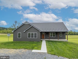 53 Oak Bend Rd, Newburg, PA 17240