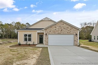 4131 Indian Summer Way, Hope Mills, NC 28348