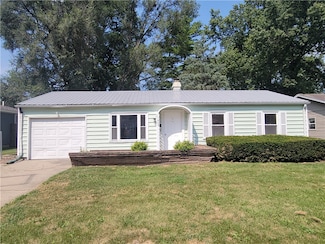 1609 S 3rd St, Mattoon, IL 61938