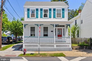 101 Prince St, Bordentown, NJ 08505