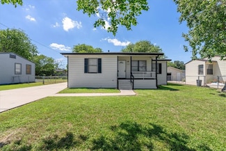 1337 Daytona Dr, Corpus Christi, TX 78415