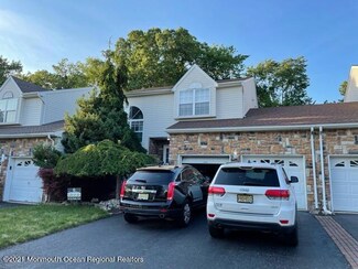 31 Kinglet Ave, Marlboro, NJ 07746