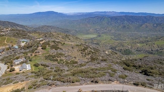 24280 El Rancho Dr, Tehachapi, CA 93561