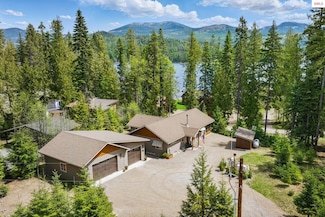304 Hagman Rd, Nordman, ID 83848