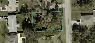 8 Rolling Sands Dr, Palm Coast, FL 32164