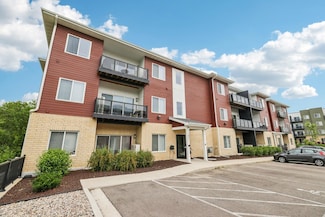 1601 N Windsor Ave Unit 106, Cottage Grove, WI 53527
