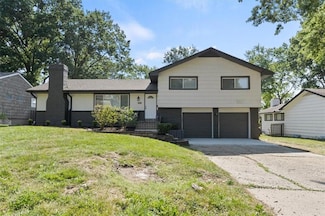 9741 Walnut St, Kansas City, MO 64114