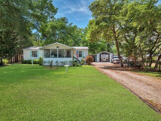 436 King's Creek Ct, Steinhatchee, FL 32359