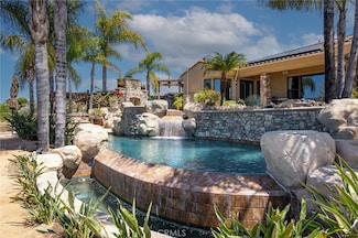 3863 Flowerwood Ln, Fallbrook, CA 92028