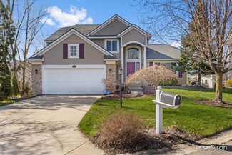 935 Thornapple Club Ct SE Unit 26, Ada, MI 49301