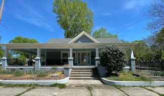 101 S Briggs Ave, Durham, NC 27703