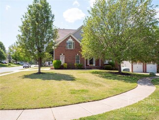 11443 Mangla Dr, Charlotte, NC 28214