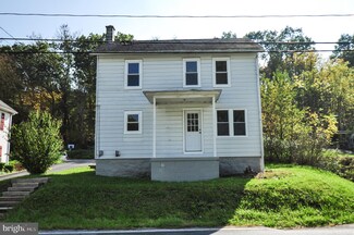97 Molleystown Rd, Pine Grove, PA 17963