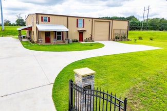 2070 Lovvorn Rd, Carrollton, GA 30117