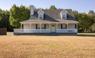2854 Dick Farmer Rd, Cedar Hill, TN 37032