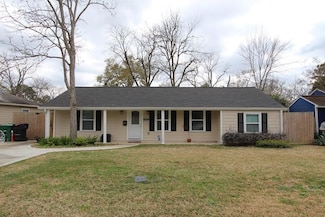 6517 Sivley St, Houston, TX 77055