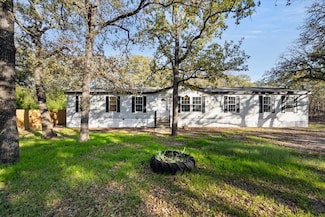 109 Summers Cir, Azle, TX 76020