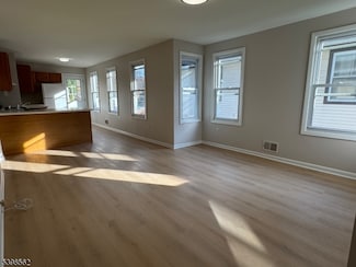 7 Grove St Unit 2, Cranford, NJ 07016