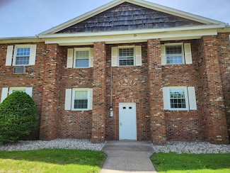 1465 Willard Ave Unit B, Newington, CT 06111