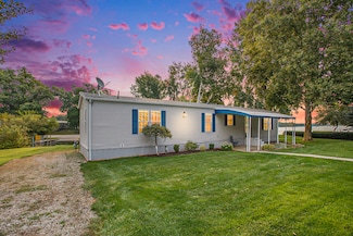 839 Pine Island Dr, Coldwater, MI 49036