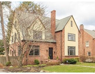 1669 Washington St, West Newton, MA 02465