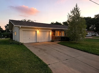 301 Barbara St, Verona, WI 53593