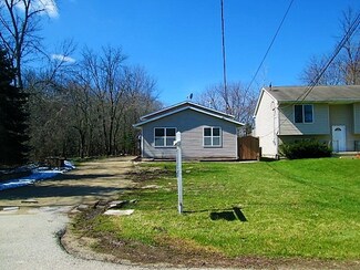 37592 N Harding Ave, Lake Villa, IL 60046