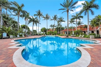 1220 Reserve Way Unit 107, Naples, FL 34105