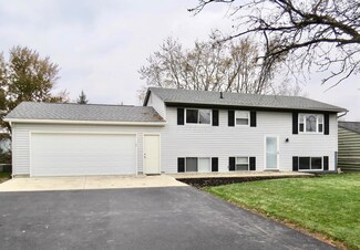 1032 State Route 142 NE, West Jefferson, OH 43162