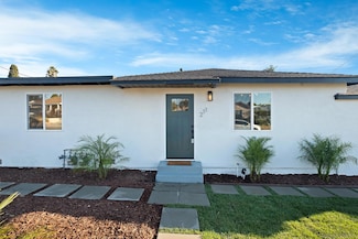211 E California Ave, Vista, CA 92084