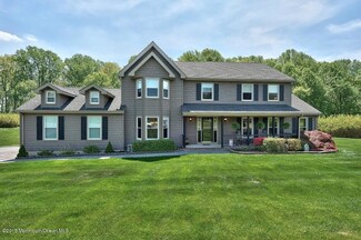 56 Long Acre Dr, Cream Ridge, NJ 08514
