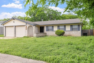6904 Declaration St, Watauga, TX 76148
