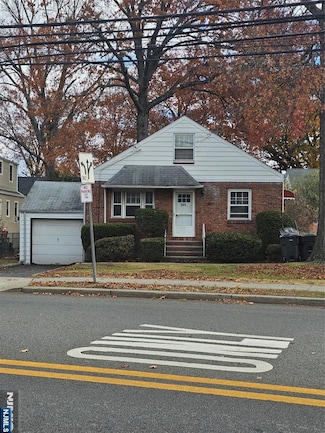 121 S Prospect Ave, Bergenfield, NJ 07621
