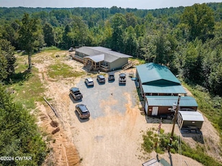 424 Firetower Rd, Camden, TN 38320