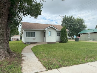 310 4th St SW, Sidney, MT 59270