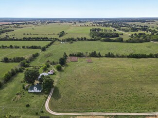 634 S Pine St, Billings, MO 65610